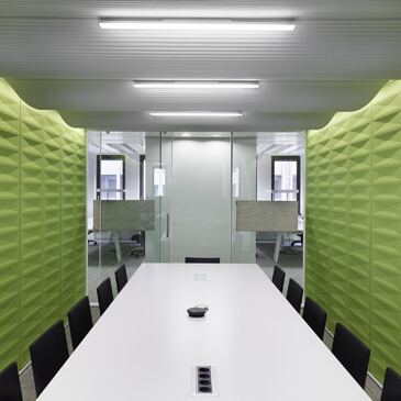 C-SS meeting pod with acoustic panel walls