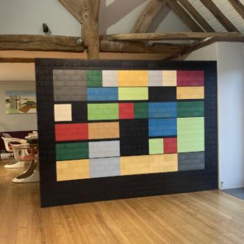 Morph Midi wall Mondrian style